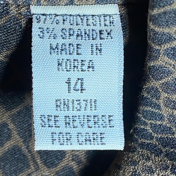 Lord & Taylor Snake Skin design zip up jacket - Picture 7 of 10